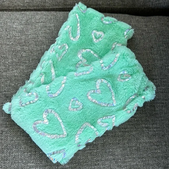 Justice Girls Mint Green Furry Heart Infinity Scarf