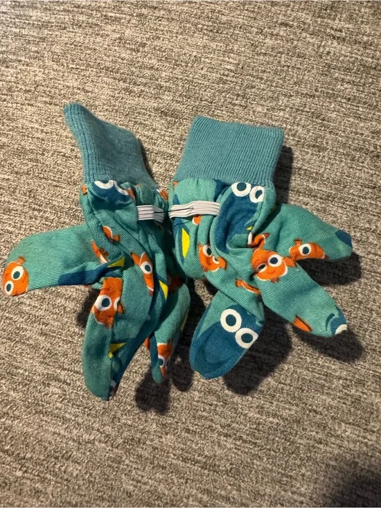 Kids' Teal Fish Print Gloves