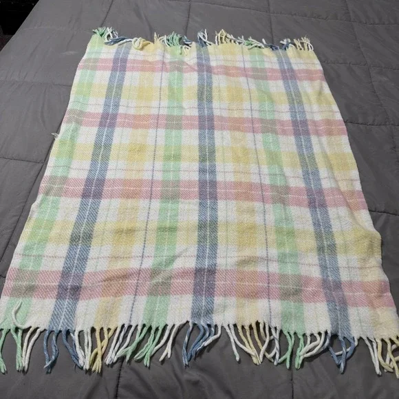 Vintage Pastel Plaid Baby Blanket Woven Acrylic Fringe Pink Yellow Blue 32x40