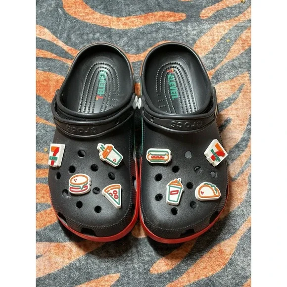 7-Eleven x Crocs Classic Clog 'Black' Men's Size 11, With (8) Charms