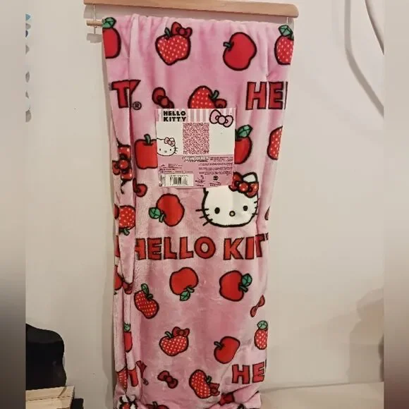 Hello Kitty Pink Throw Blanket with Apples