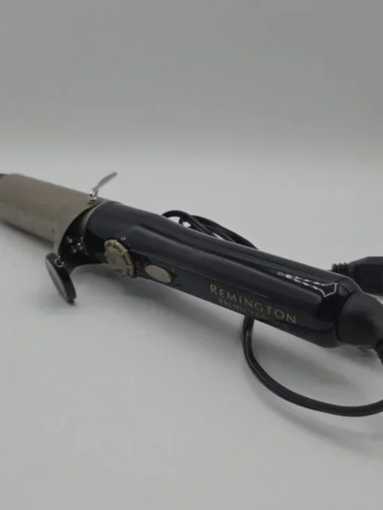 Remington Protect & Shine Curling Iron 1.5” Teflon Jumbo Barrel Long Swivel Cord