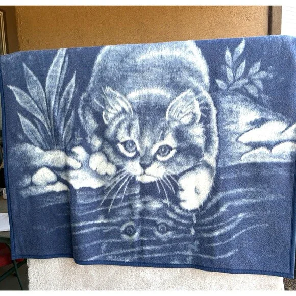 Vintage Biederlack Blue White Cat Kitty Reversible Blanket Made USA 47