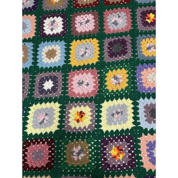Handmade Vintage Granny Square Afghan  Queen Size 71