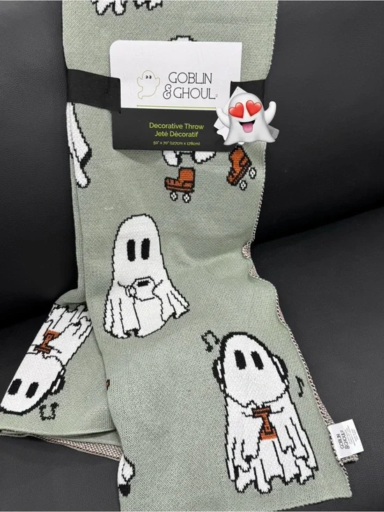 Men’s Light Green Ghost Pattern Socks