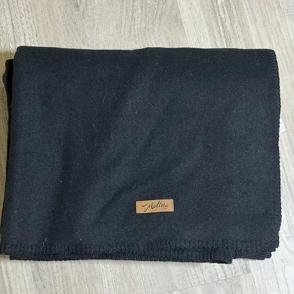 Molithe 100% Wool Blanket, 62