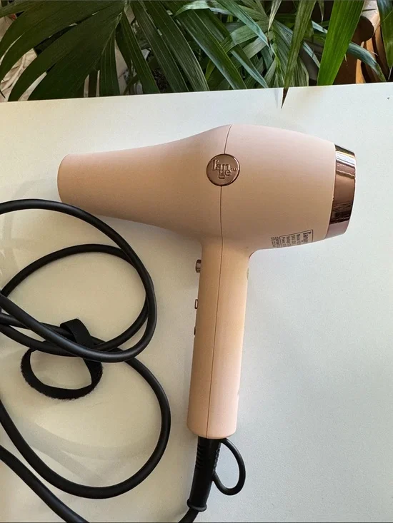 Lange HD1997 Hair Dryer in Blush Pink with Rose Gold Trim Works