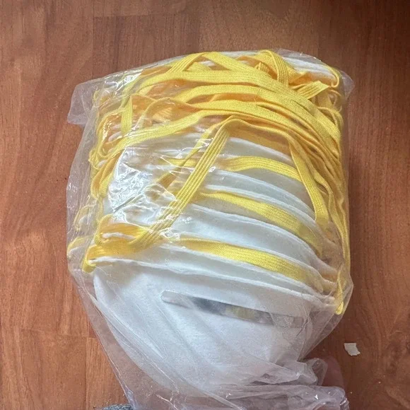 Lot 16 Makrite N95 Respirator Mask White NIOSH 9500-N95 Safety PPE