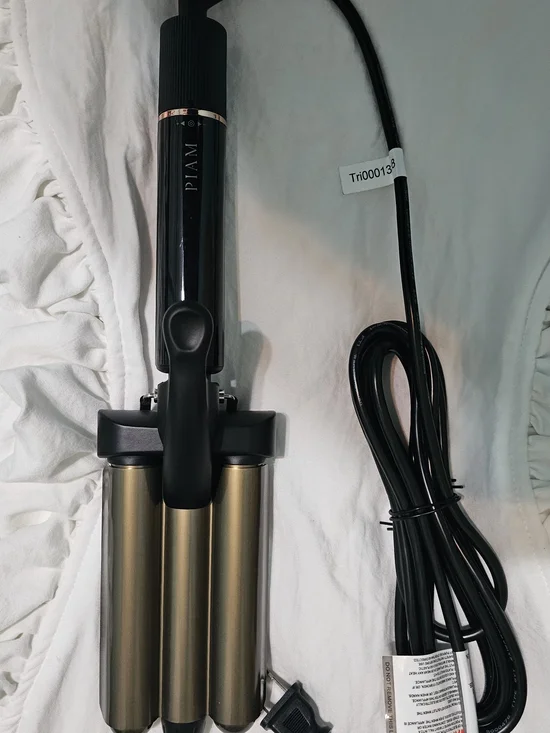 PIAM Triple Barrel Curling Iron in Metallic Gold and Black