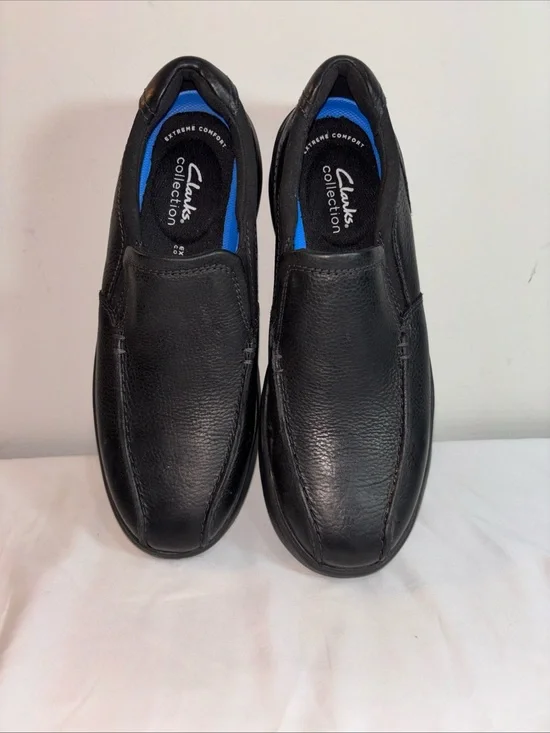 Clark’s Extreme Comfort New Men's Black Slip-On Comfort Loafers. 7/8