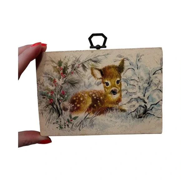 Vintage Fawn Deer Winter Christmas Wood Wall Plaque Glitter Accents Rustic Decor