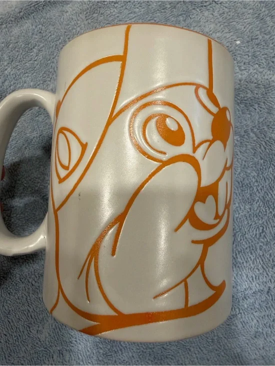 Buc-ee’s MugWhite & Orange