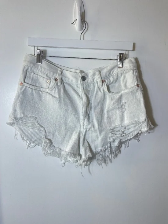 FP We The Free Loving Good Vibrations White Denim Cut Off Distressed Short Sz 28