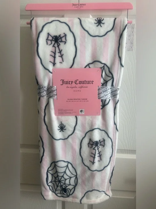 Juicy Couture Pink and Black Plush Throw Blanket New