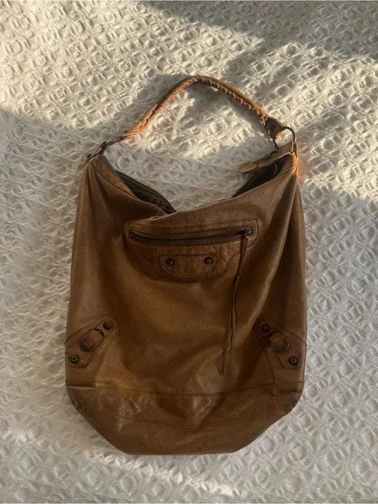 Classic Tan Leather Hobo Bag - Women