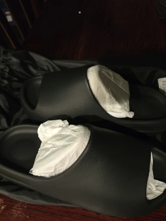 YZ-1 Yeezy Black Slide Sandals