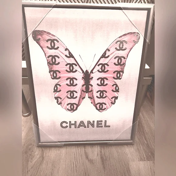 🆕CHANEL 8X11 Butterfly Wall Art NWT