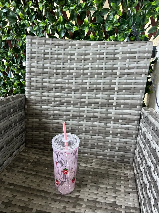 Starbucks Strawberry glass cold cop