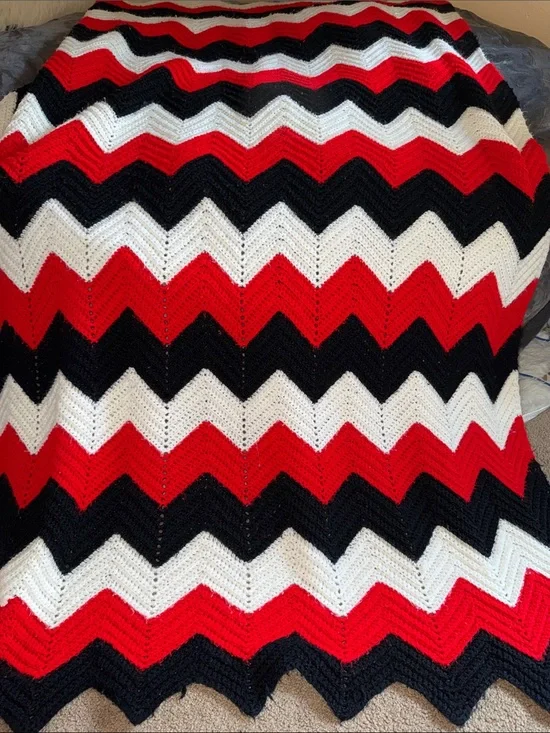 Hand Crafted Red Black‎ White Chevron Crochet Throw Blanket