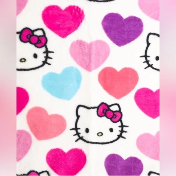 NEW! HELLO KITTY FLUFFY faux fur Valentines PINK RED PURPLE Hearts blanket throw