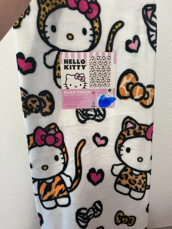 NEW 2026 Hello Kitty Halloween Animal Print Costumes Blanket
