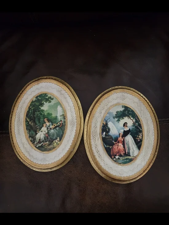 Vintage Pair Oval Framed Romantic Prints in Gold