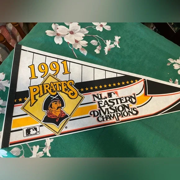 Vintage ‘91 Pirates Pennant