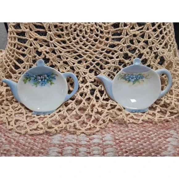 Vintage Signed J Wallace Porcelain Teapot Tea Bag Holder Coasters Set of 2 Blue