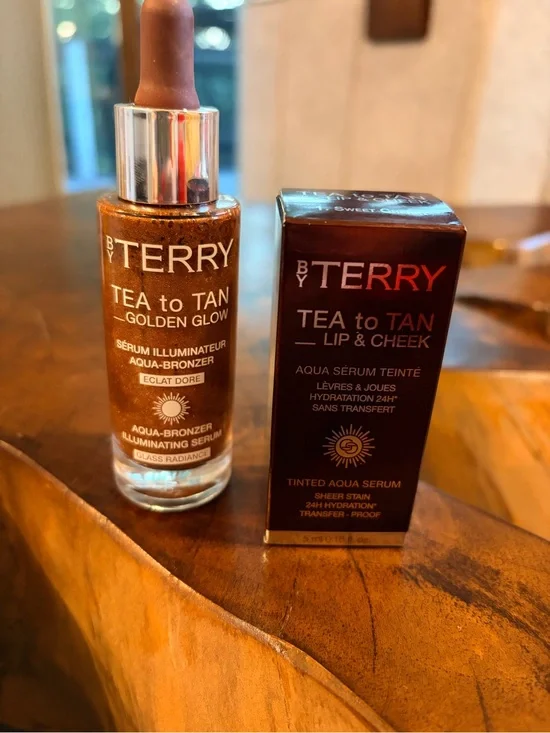 By Terry Tea to Tan Golden Glow Illuminating Serum -  and Lip and Cheek Stain