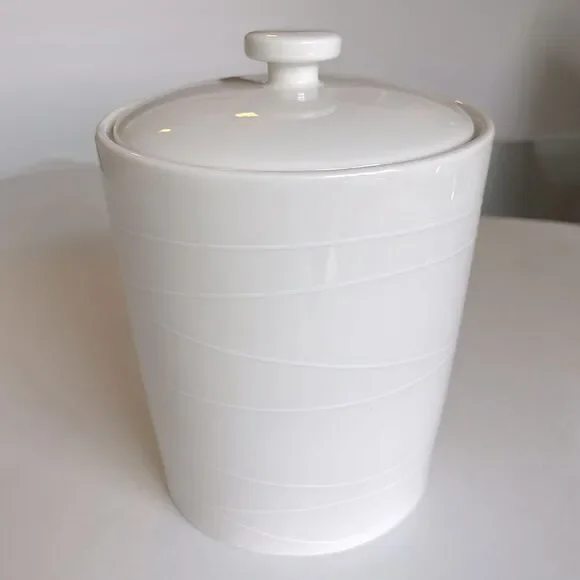 Starbucks 2004 At Home Collection Raised Line Pattern Ivory Canister