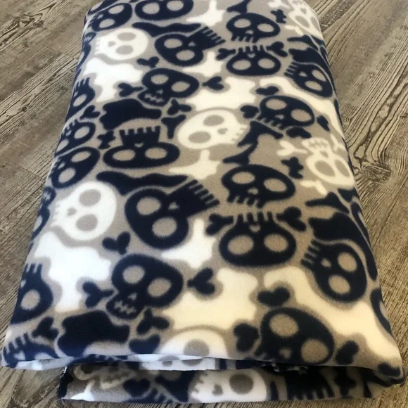 Joanne Fabrics Cozy Skull Fleece Fleece Fabric - Navy, Gray & White 6 Yards
