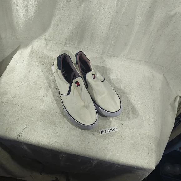 Tommy Hilfiger Men's Size 12 White Slip-On Canvas Loafers