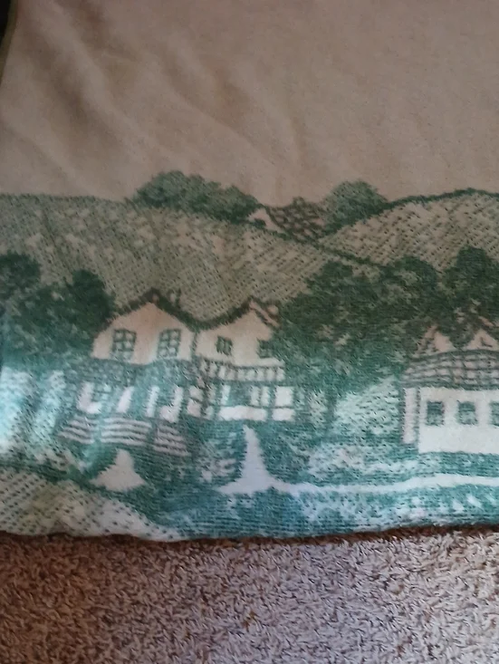 Scenic Green Print Throw Blanket