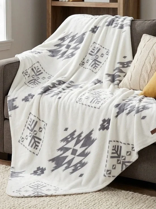 LIKE NEW PENDLETON Ultra Soft Sherpa Fleece Plush Throw 50