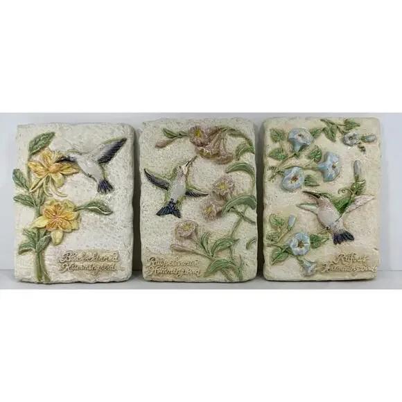 Avon Decorative Hummingbird Wall Plaques Set of‎ 3 Vintage 5x7 Floral Relief