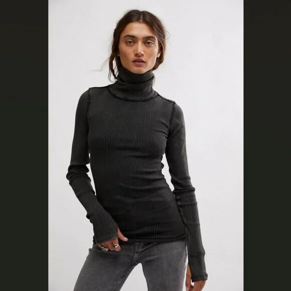 NEW Free People Brynn Turtleneck Sweater IN black 267 1J6