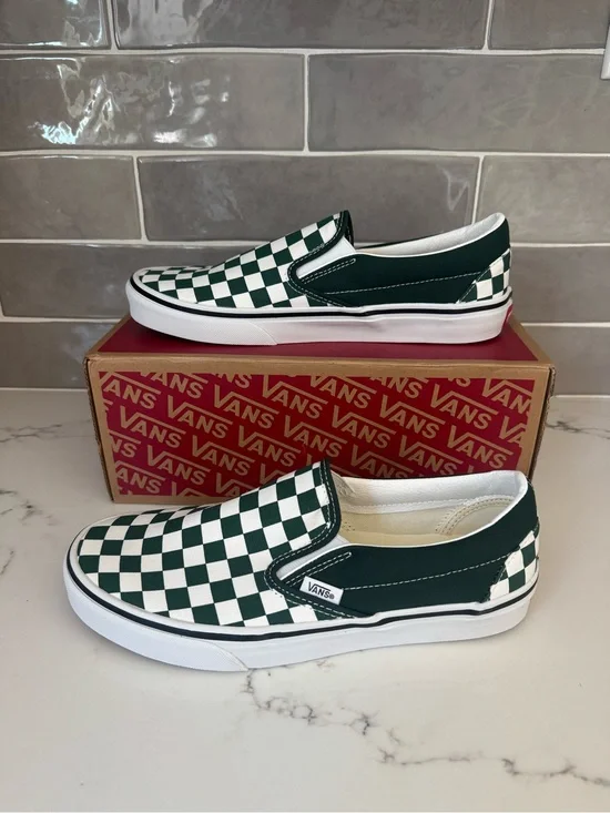 Brand New Vans Classic Slip-On Checkerboard Sneakers - Green & White M 8 W 9.5