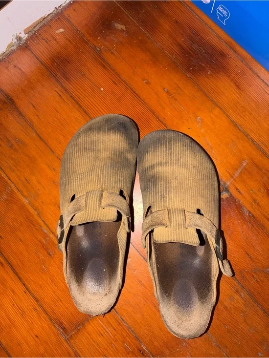 Corduroy Birkenstock Clogs in Tan Brown