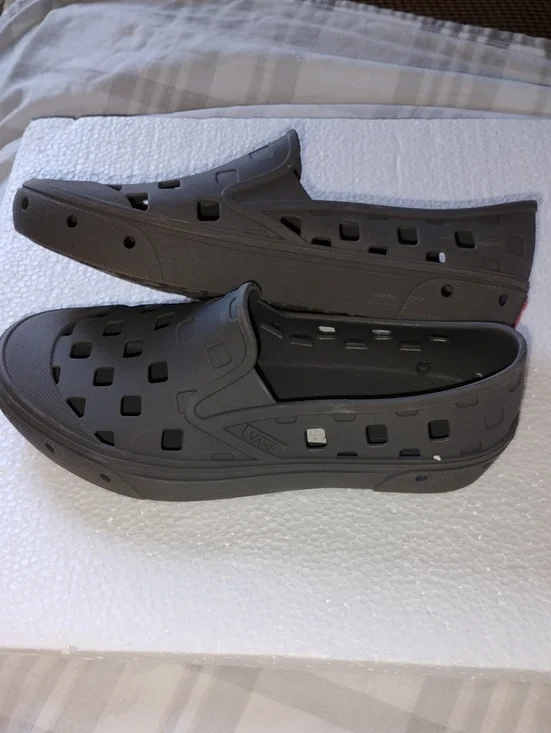 Unisex Vans Slip-On, Water Shoe Style Loafers in Charcoal Gray/ Light Weight