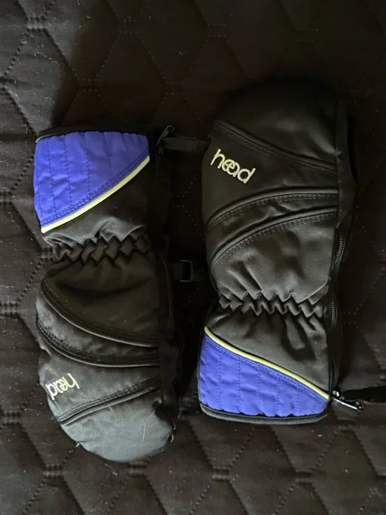 Head Black Mittens with Purple Quilted Trim XS