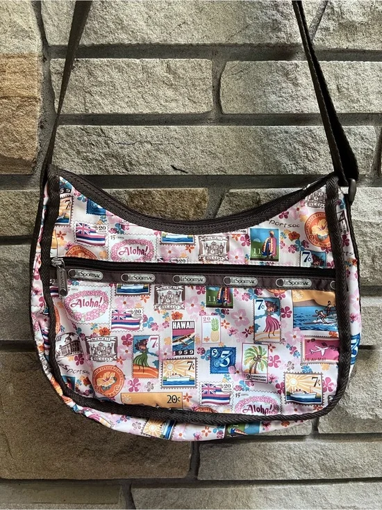 Lesportsac Lei Aloha Classic Hobo Purse Bag Rare Hawaii Postage Print Brown