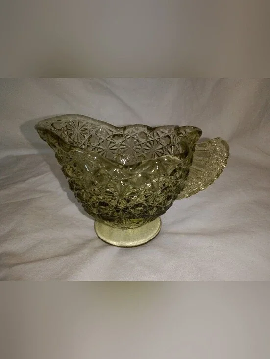 Vintage Fenton Daisy And Button Glass Creamer 2 7/8