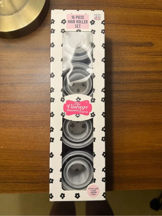 The Vintage Cosmetic Company 16-Piece Hair Roller Curler Set - New In Box