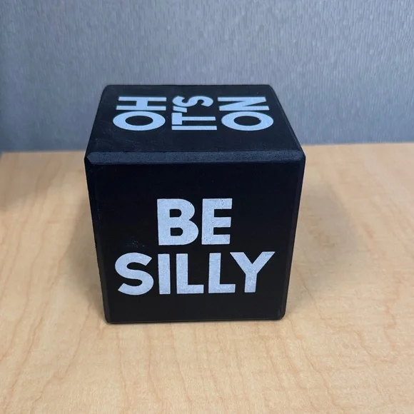 ⚠️Black Desk Cube with Motivational Text⚠️