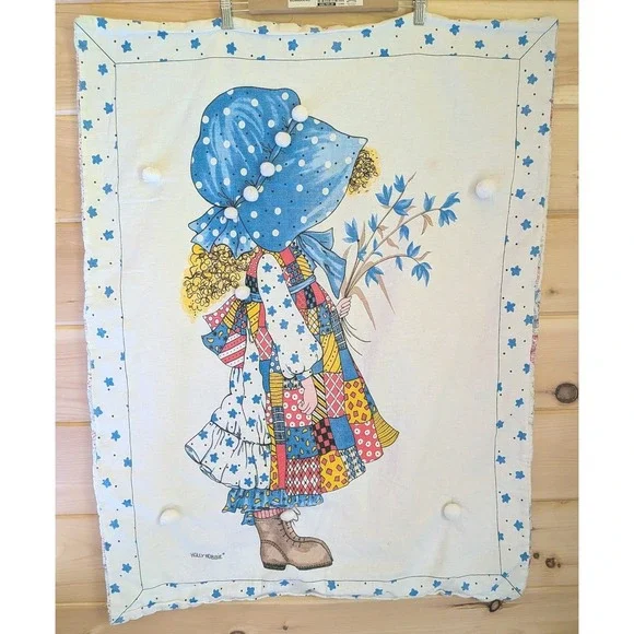 Vtg Holly Hobbie Quilted Blanket Cottagecore Grandmacore Prairie 70s 3-D PomPom