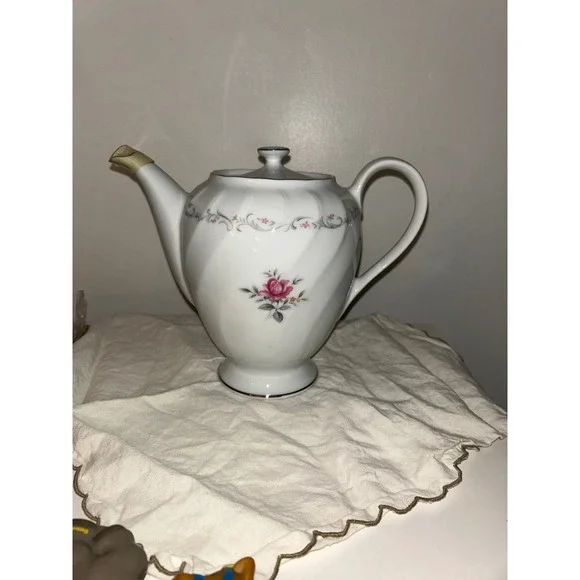 Royal Swirl Fine China Teapot Pink Rose Silver Trim Vintage Japan Floral Tea Pot