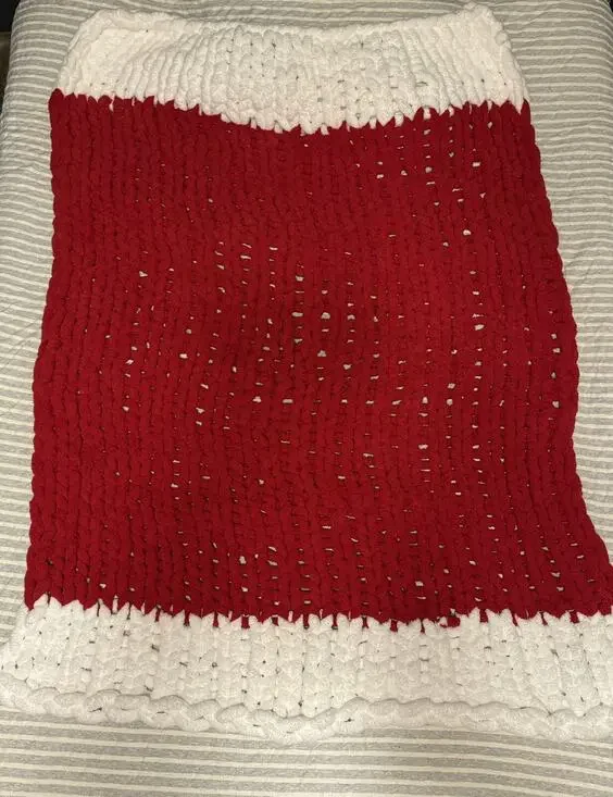 New Thick Chunky Chenille Yarn Handmade Hand Crochet Red White Cozy Warm Fall