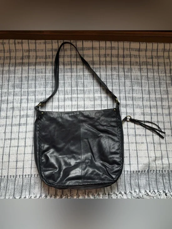 Hobo Black Leather Slouchy Purse