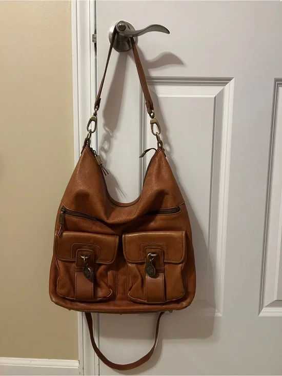 Leather Hobo Shoulder Bag in Cognac Brown