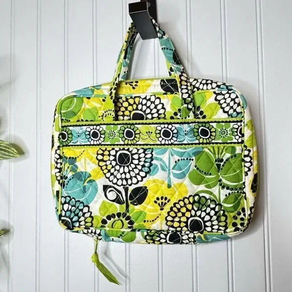 VERA BRADLEY Lime's Limes Up Good Book Bible Cover Floral Green Yellow Teal
